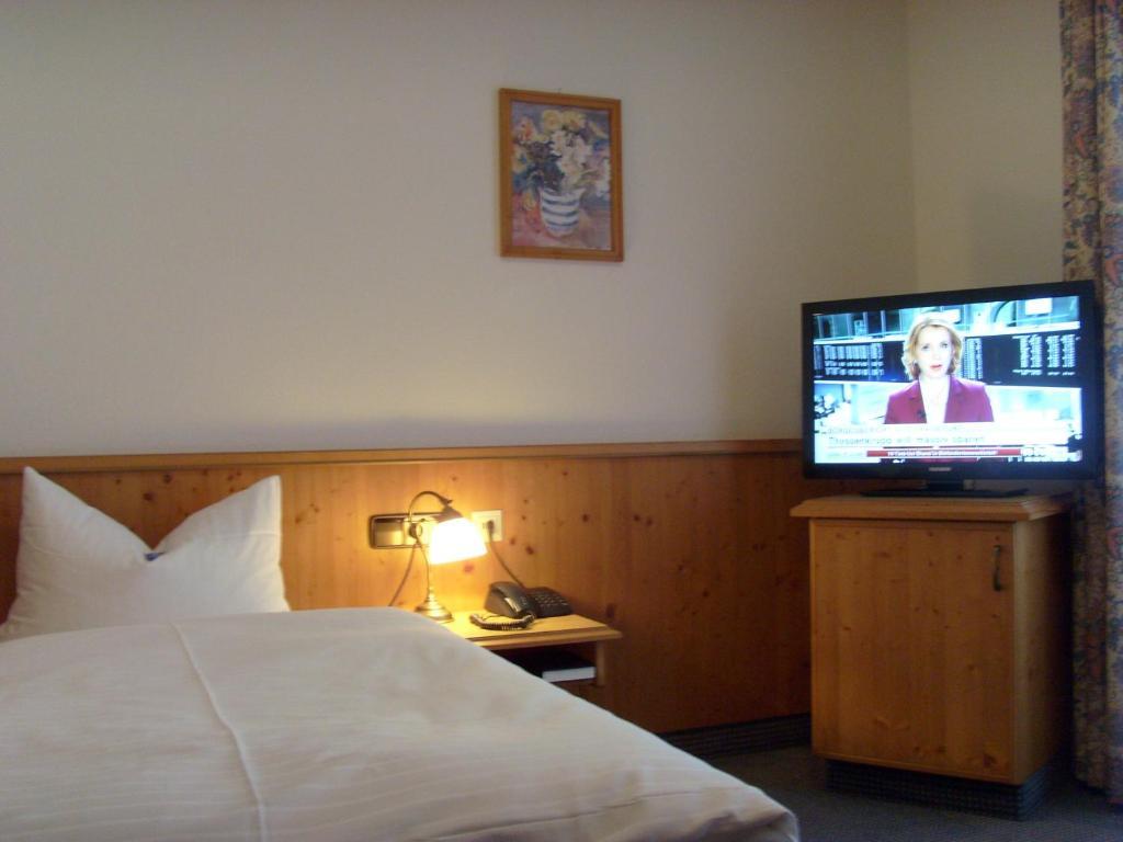 Landhotel & Gaststuben Zum Hasen 바트사울가우 객실 사진